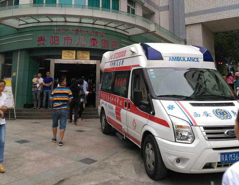 来宾救护车转院